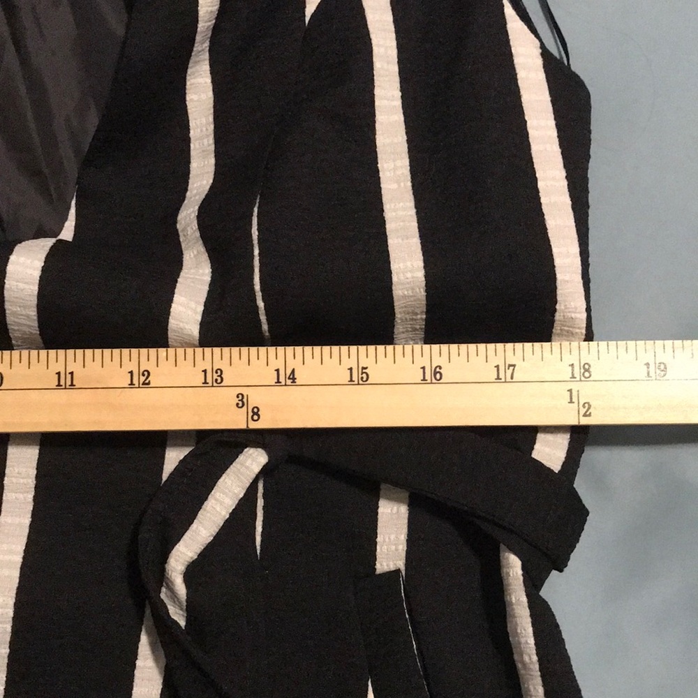 NWOT- Elliatt Black & White Striped Long Vest with Sash Belt - Picture 10 of 15